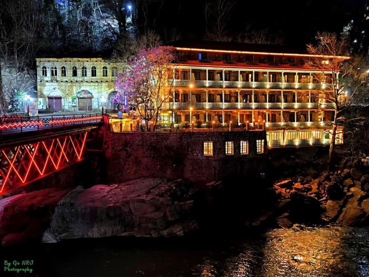 Hotel Magnolia In The City Centre Kutaisi Exterior foto